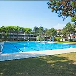 Residence Solarium Pool