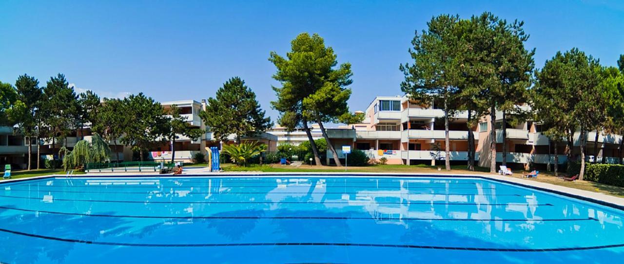 Solarium Pool Apartment *