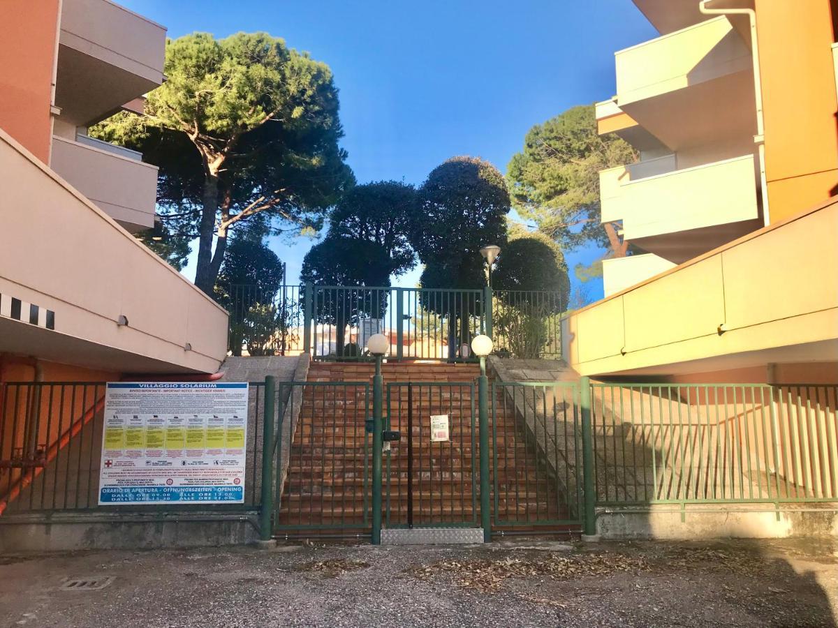 Solarium Pool Bibione